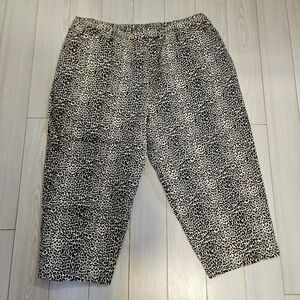 Spirit Women's Animal Print Cheetah Brown Black Capri Pants Size 22 plus size